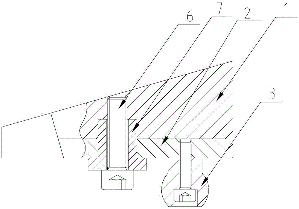 Auxiliary positioning device for metallographic cutting of outer star wheel fairway