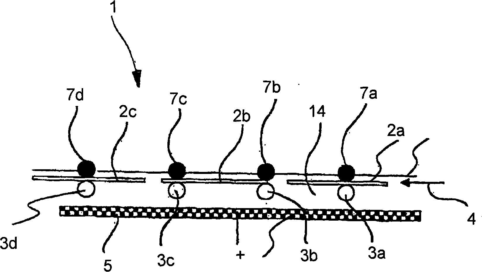 Device for treating flat fragile substrate