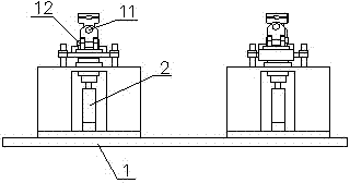 A four-wheel all-terrain vehicle frame vibration test machine