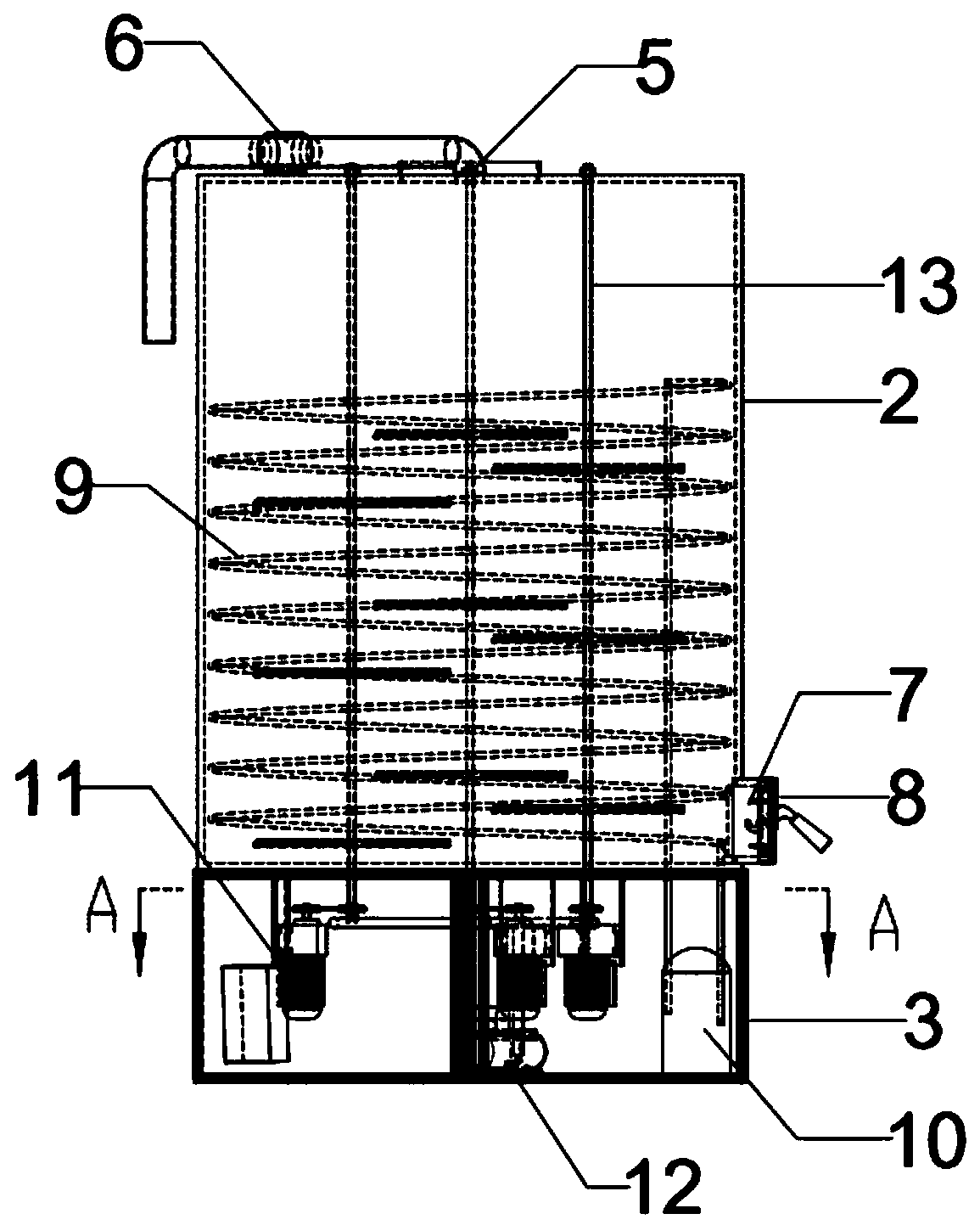 Composting reactor for quickly, efficiently and harmlessly treating livestock manure