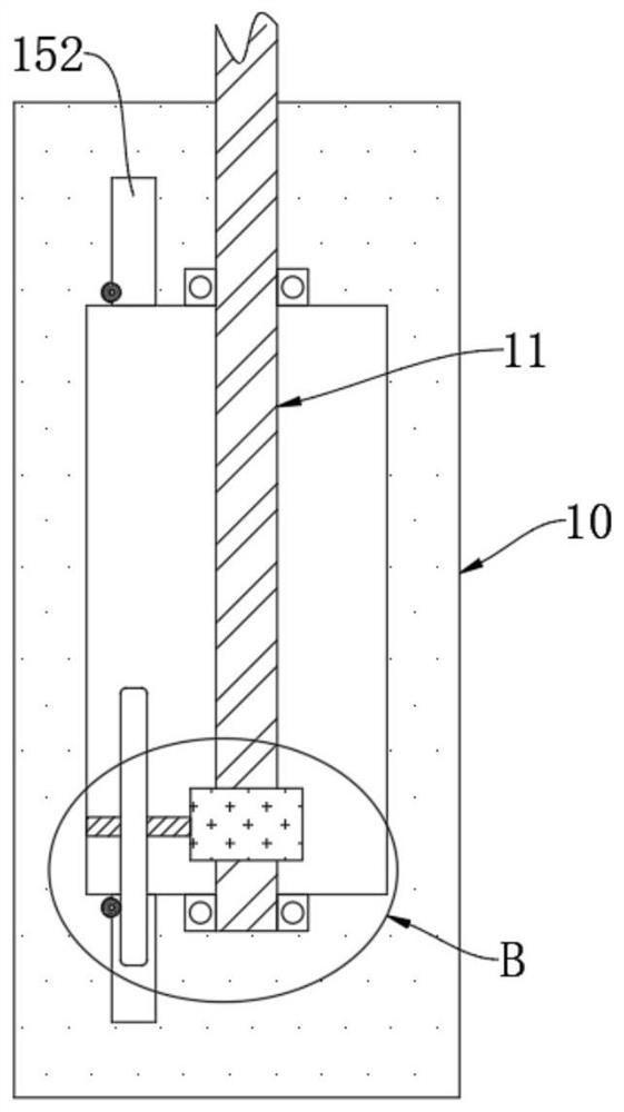 Drying device capable of automatically turning Chuanminshen violaceum and using method of drying device