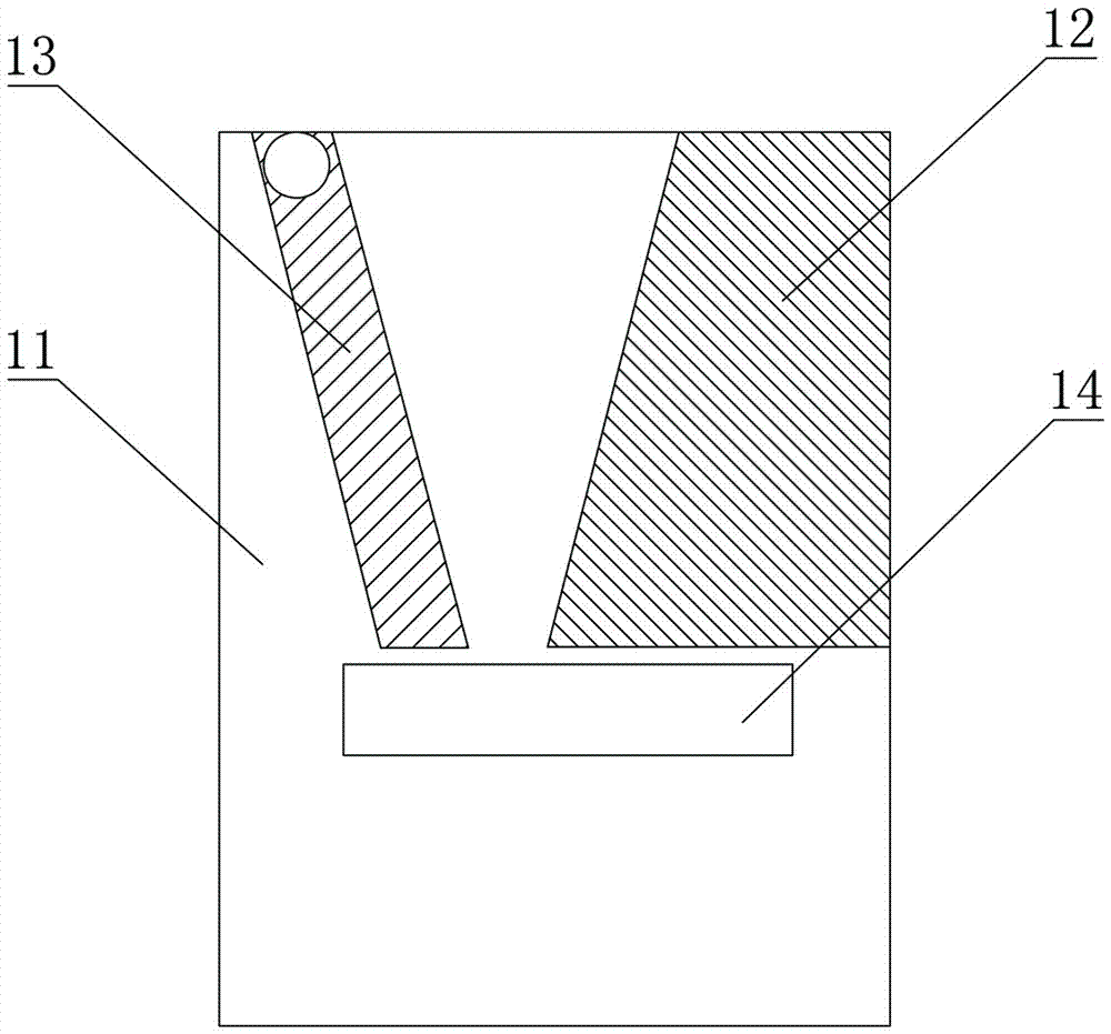 Mineral separation breaking device