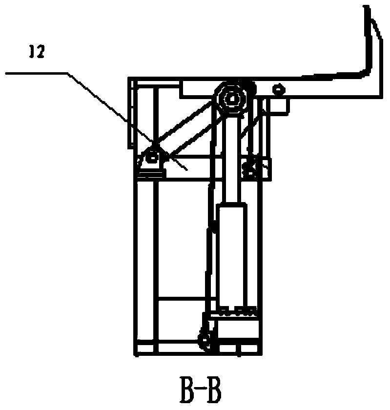 Automatic lifting device for drill pipes