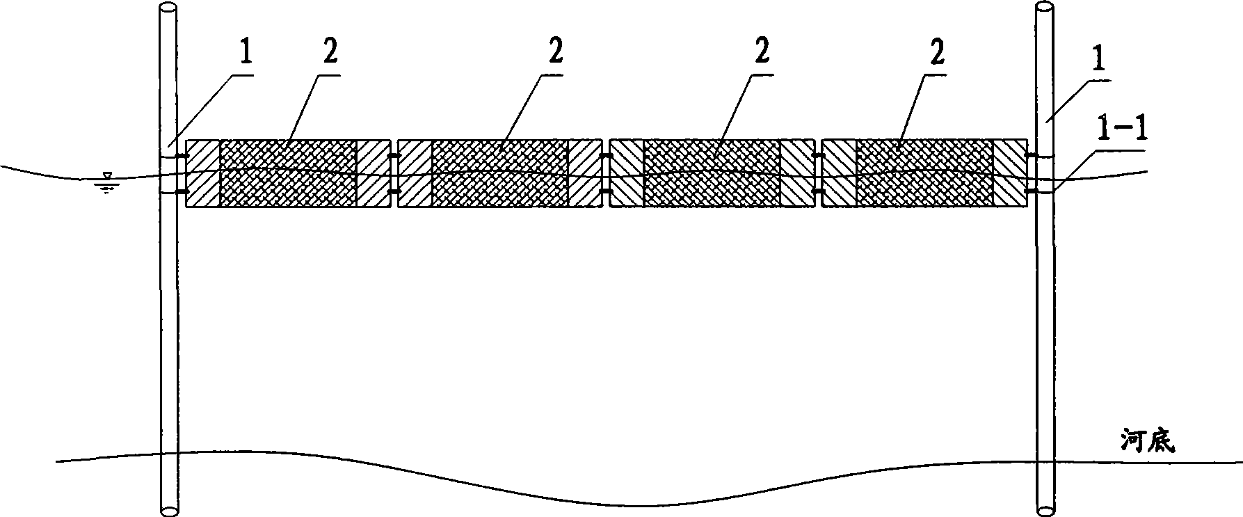 Floating shore-protection structure of inland river