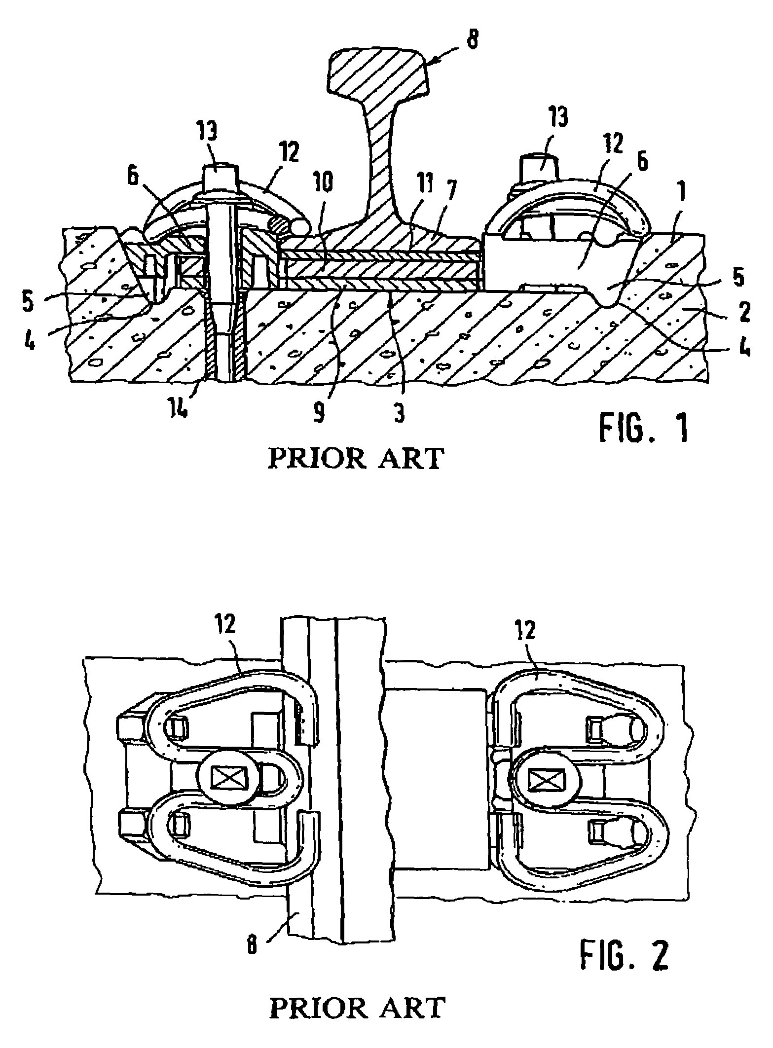 Concrete railroad tie with guide plates for the rail base