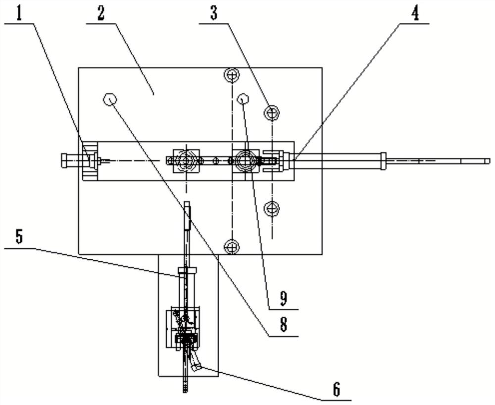 Traction seat main body automatic verification locking tool