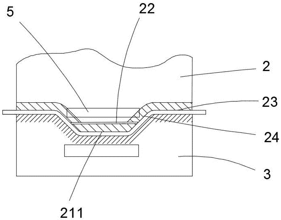 Stamping auxiliary device capable of machining high-precision protrusion part