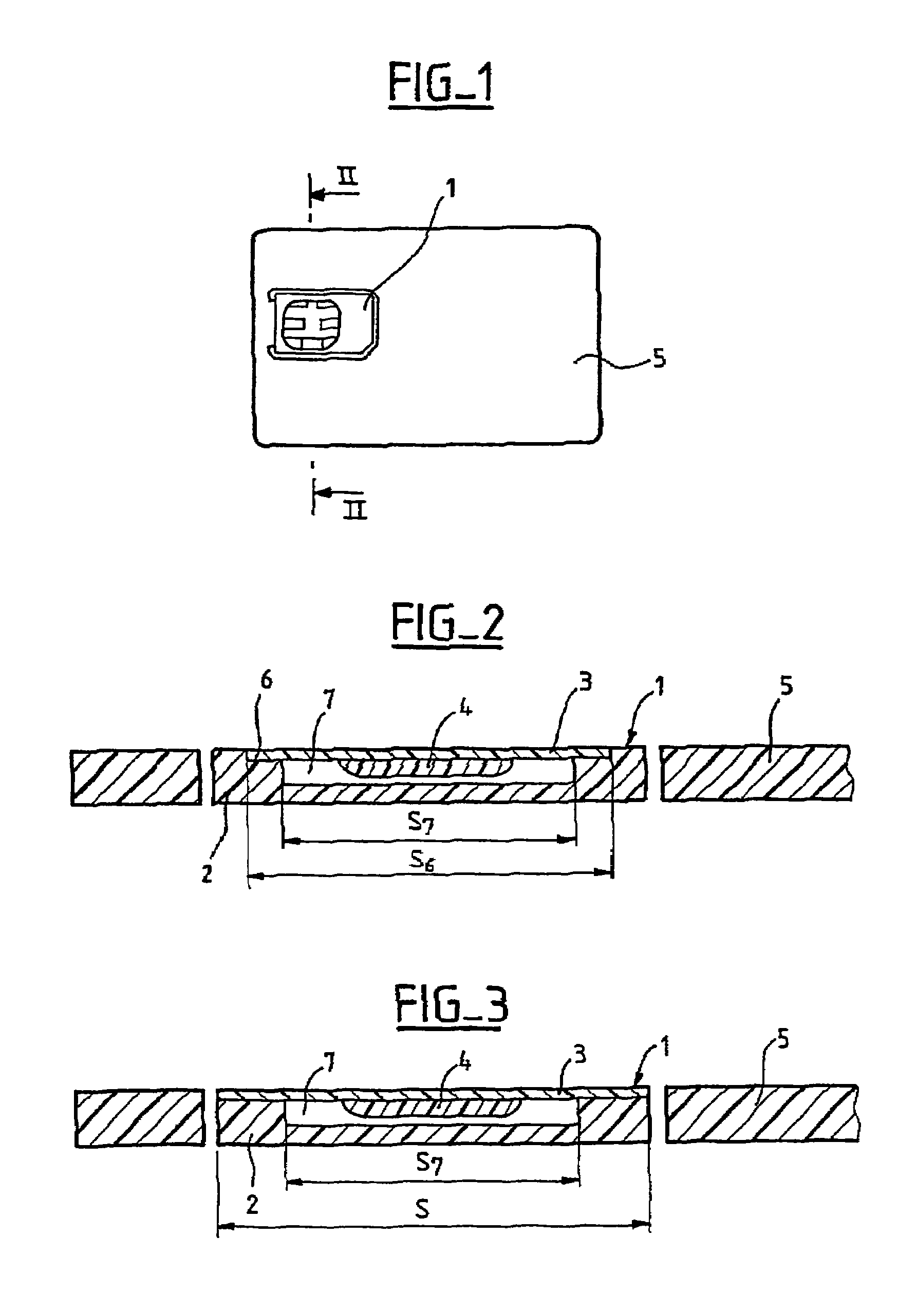 Smart card with extended surface module