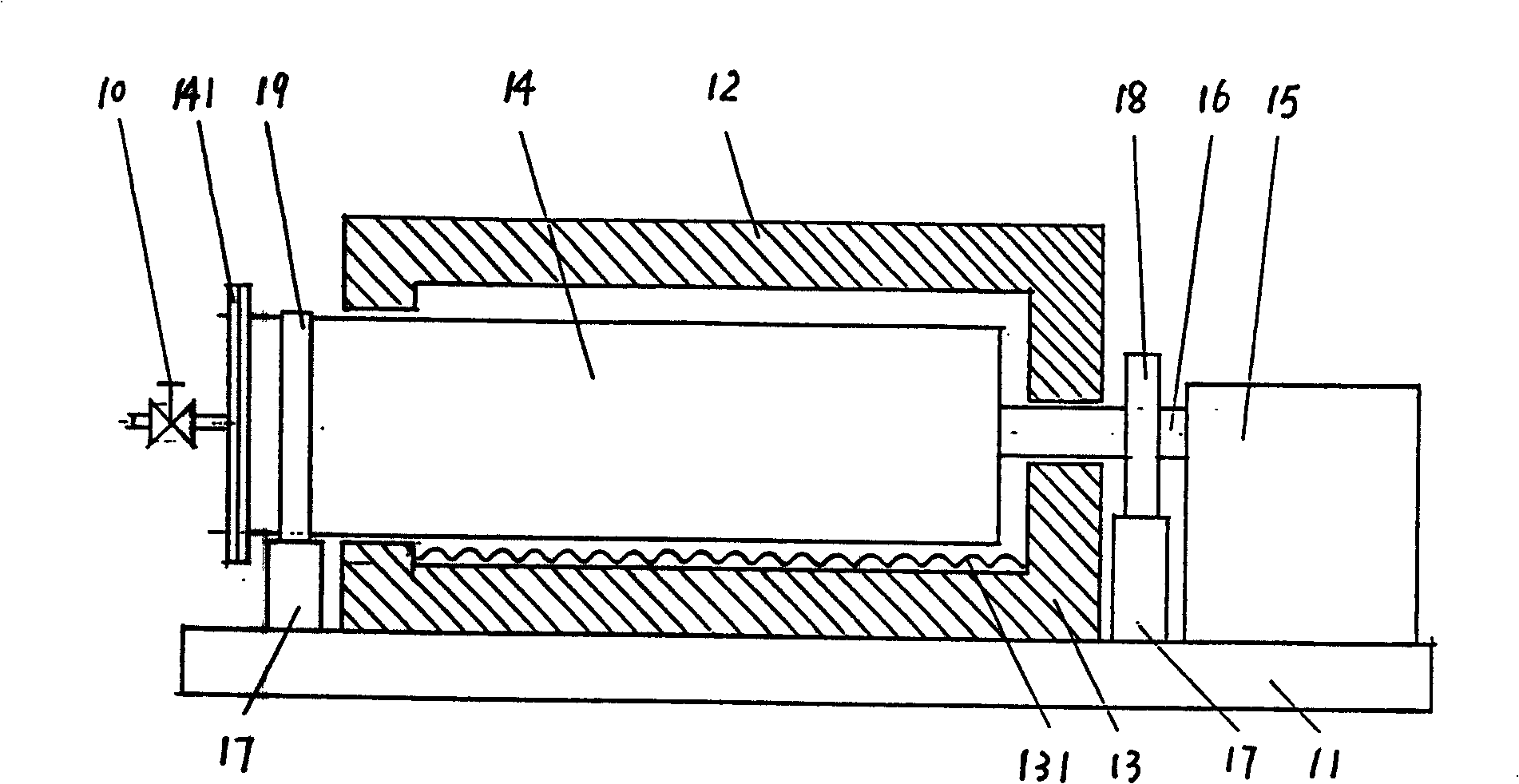 Closure heating type metal leakage furnace