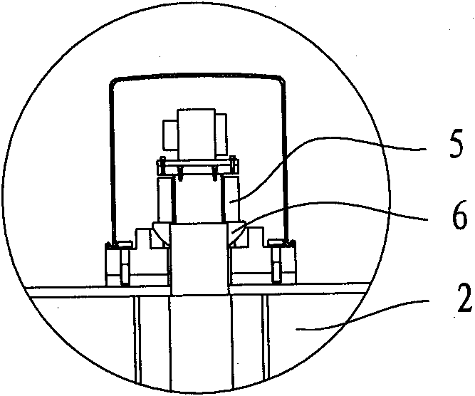 Power station emergency gate using inverted hydraulic hoist