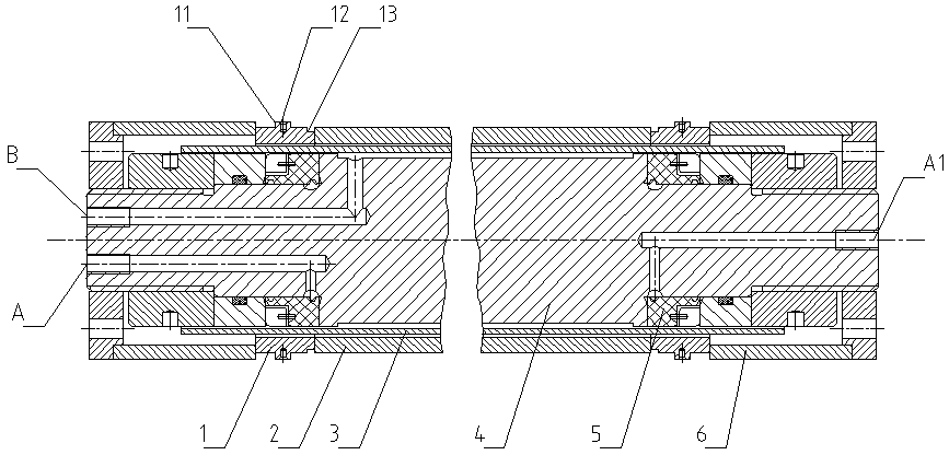 Composite pipe hydraulic expansion method, manufacturing device and obtained composite pipe