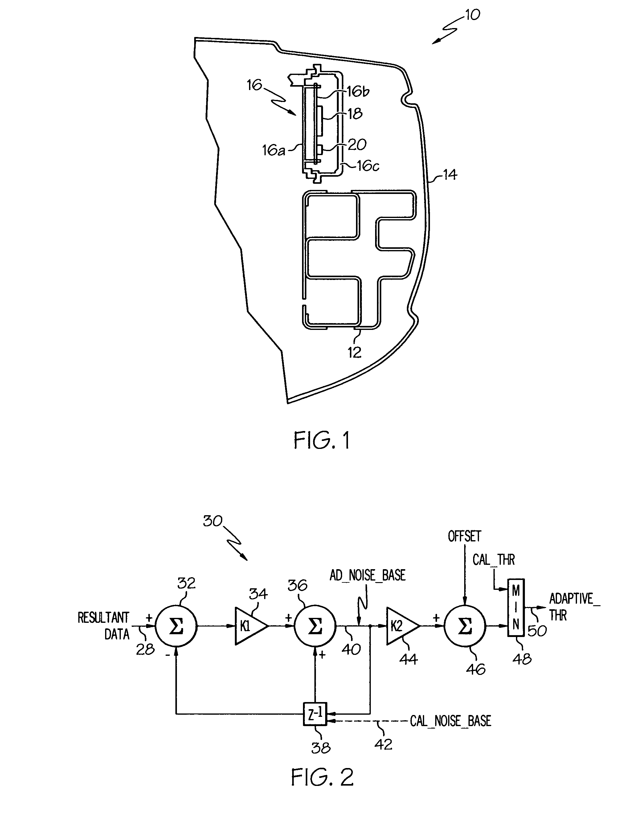 Method of adaptively adjusting the target detection sensitivity of a motor vehicle radar