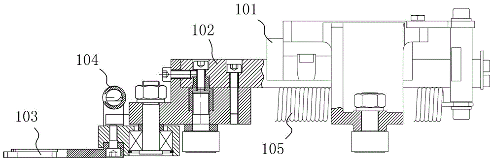 Opening and closing manipulator for bottle blowing machine