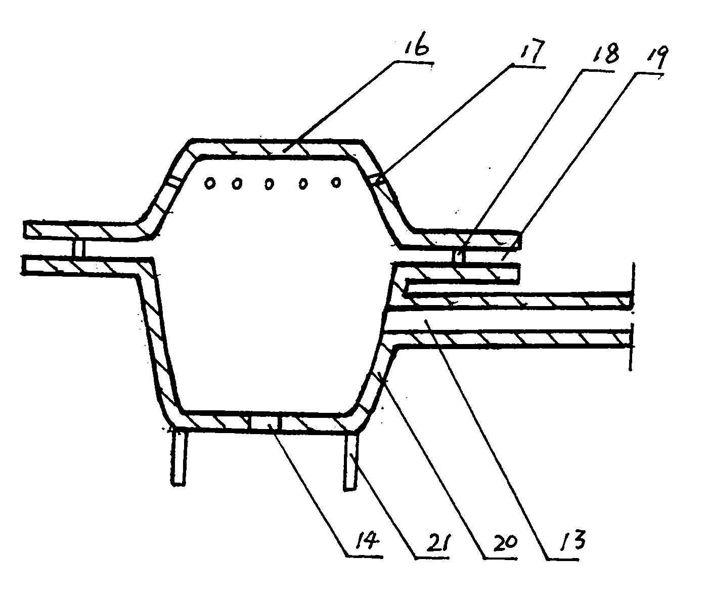 Gasifier for refluxing and pyrolyzing tar