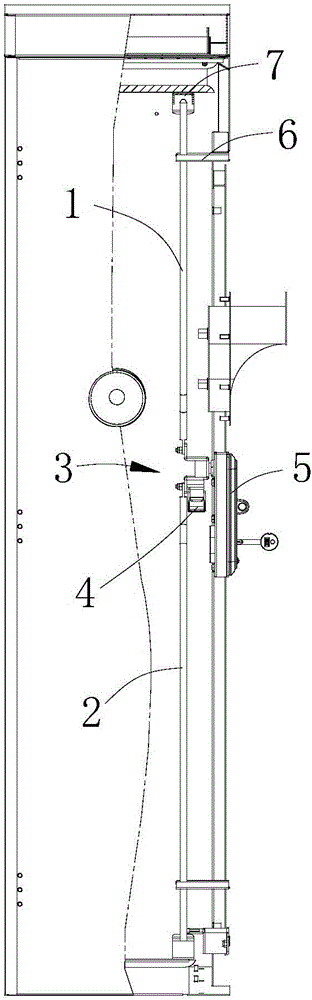 Machine cabinet with cabinet body provided with door lock