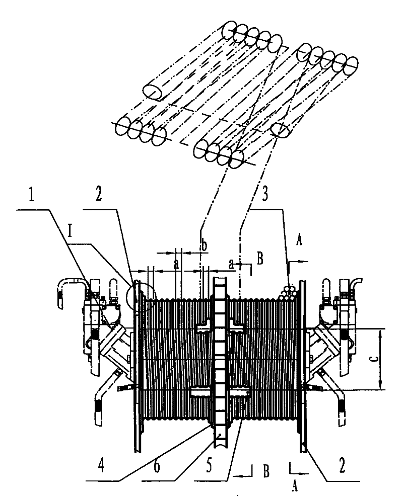 Integral duplex dual-polyline variable-amplitude winding drum of caterpillar crane