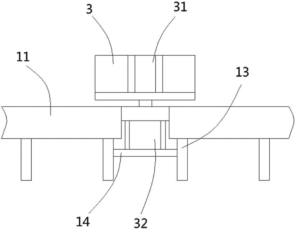 Medicine bottle label detection mechanism for labeling machine