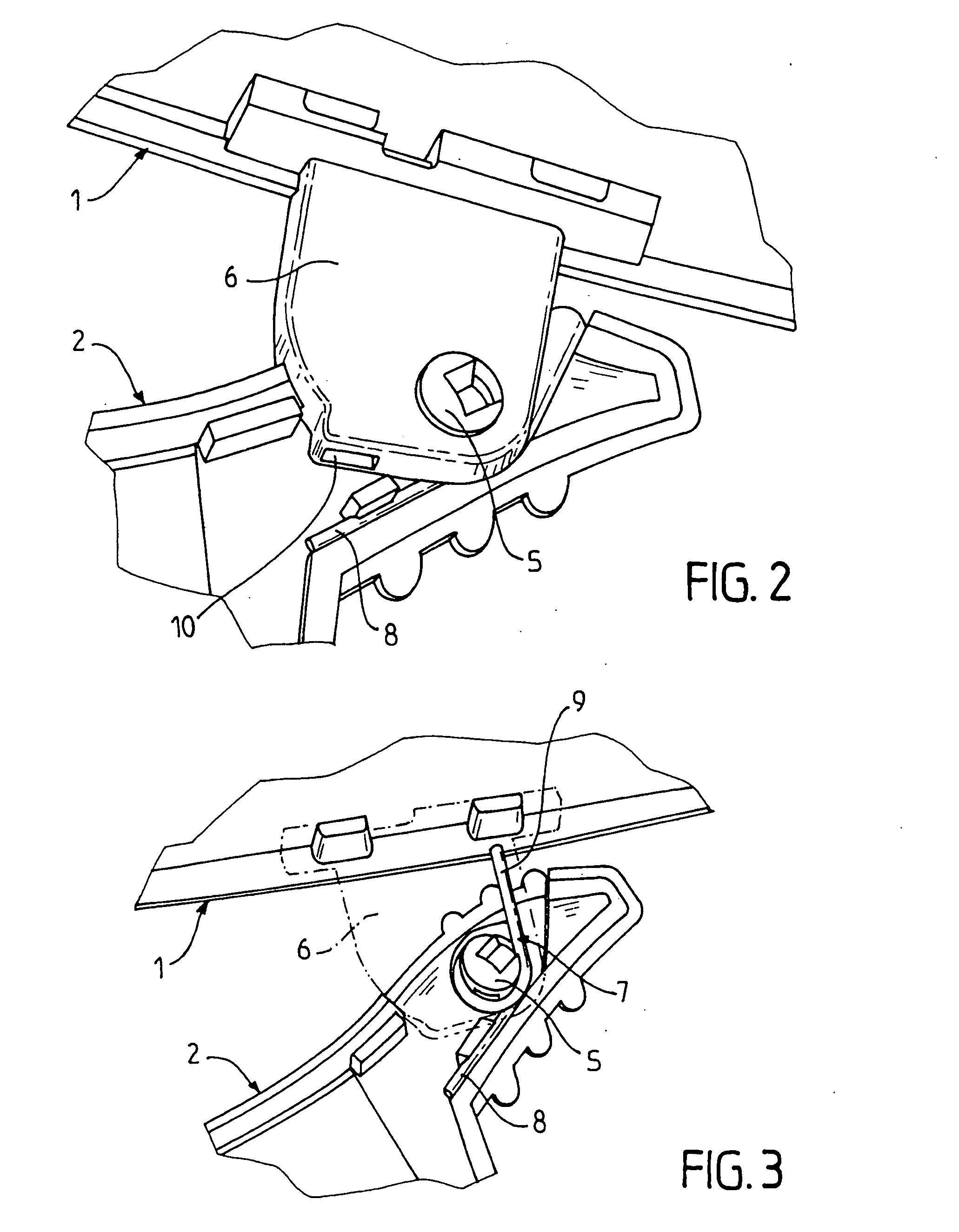 Wireless earpiece for cell phone