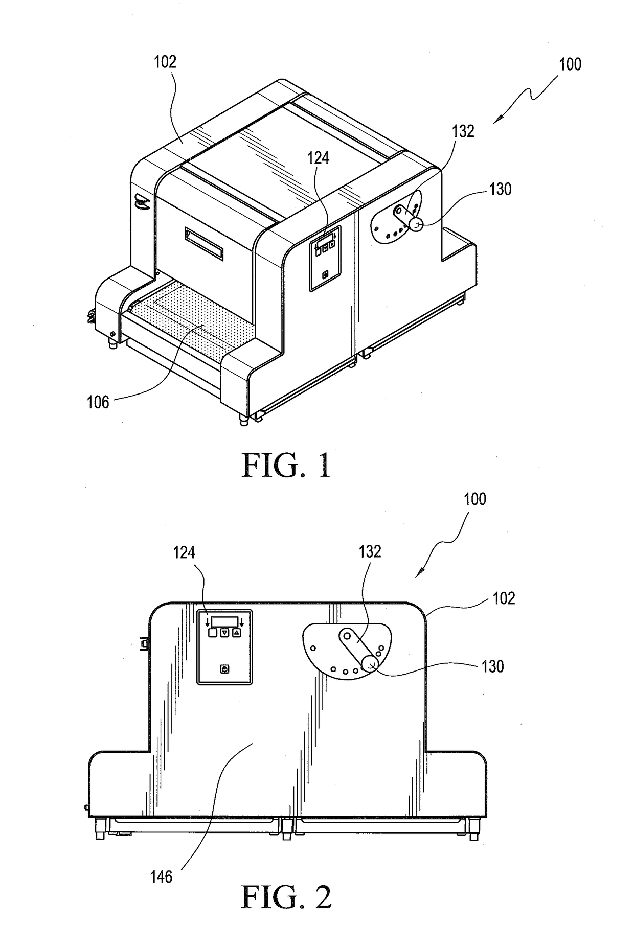 Conveyor-type grilling appliance for cooking or re-thermalizing food