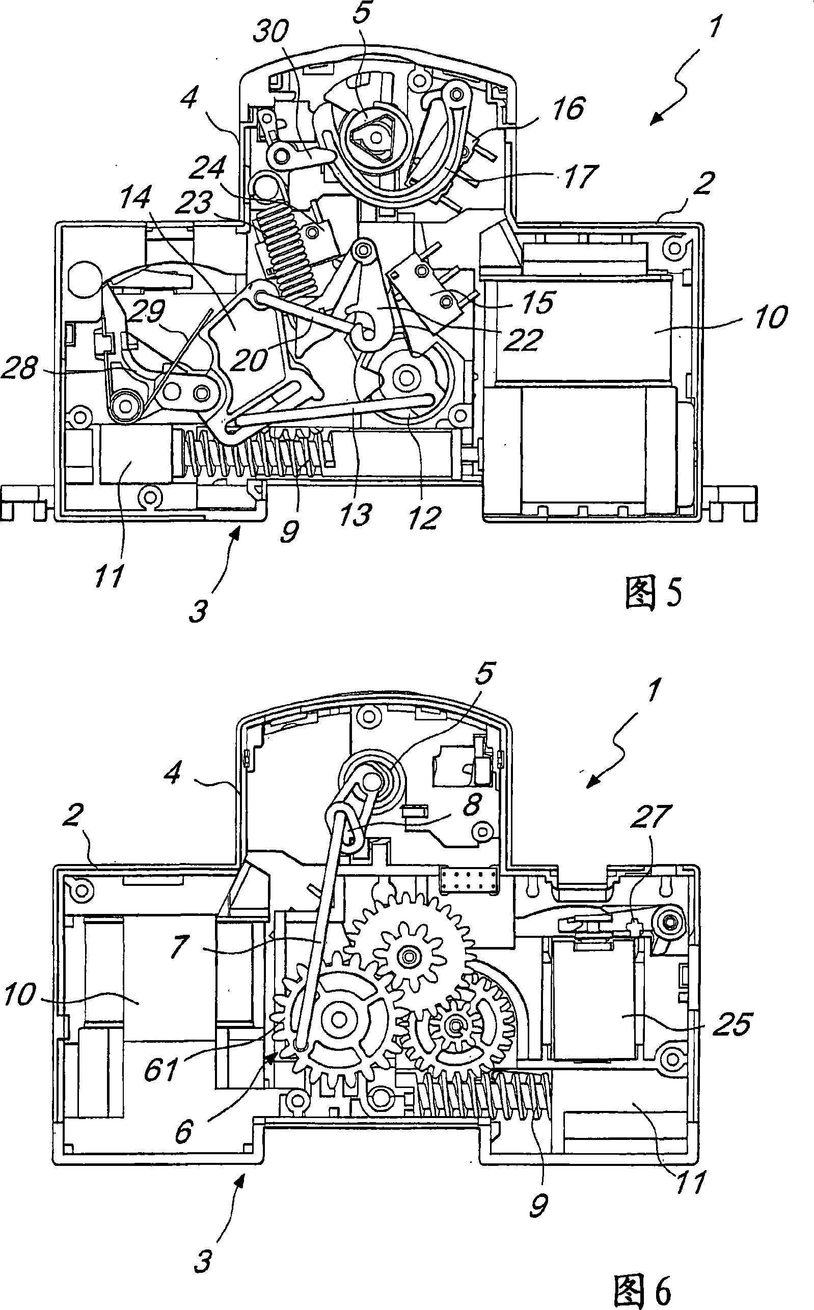 Automatic reset and self-test device particularly for residual current operated circuit breakers and the like