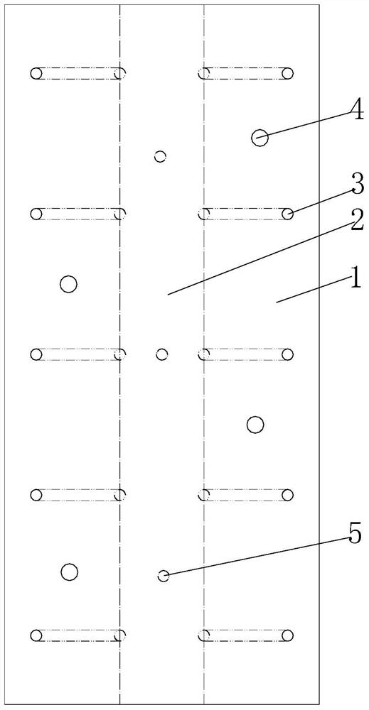 Method for reinforcing water-rich silt strata by obliquely arranging multiple rows of freezing pipes