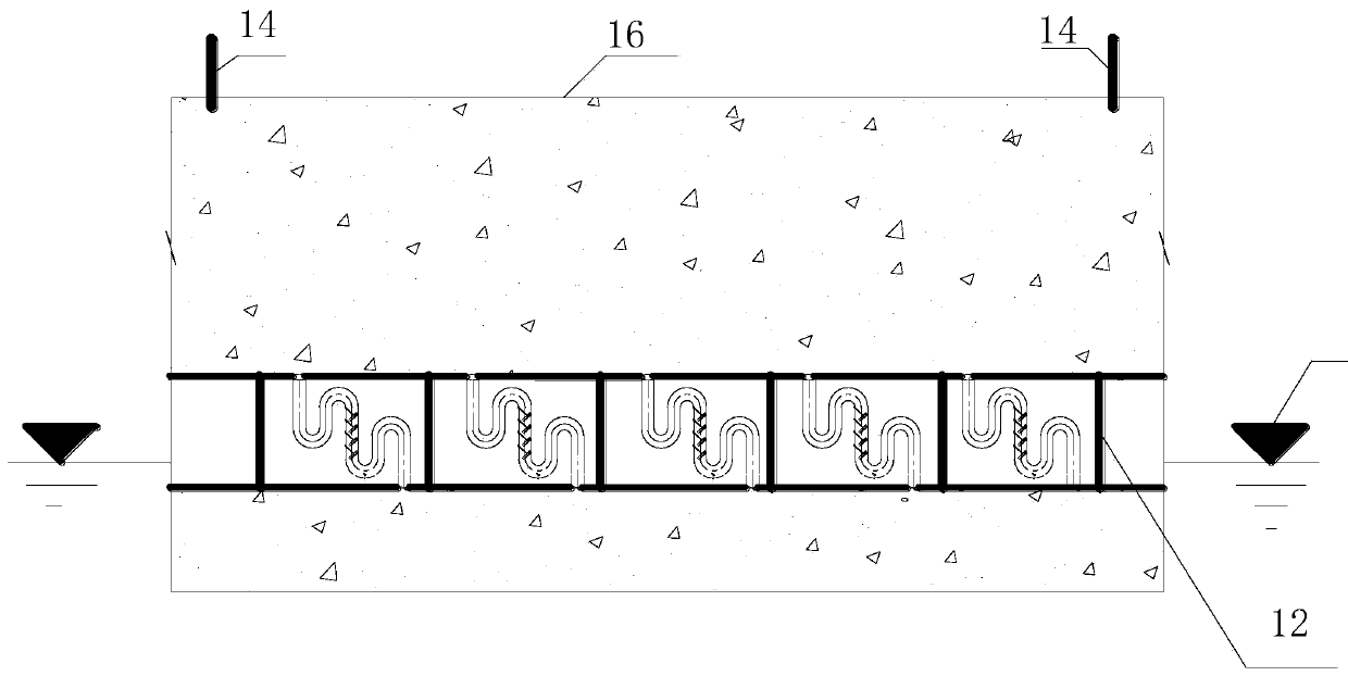 'Double-S-shaped' drainage salt-control pipeline integrated isolation mat and method for saline-alkali land