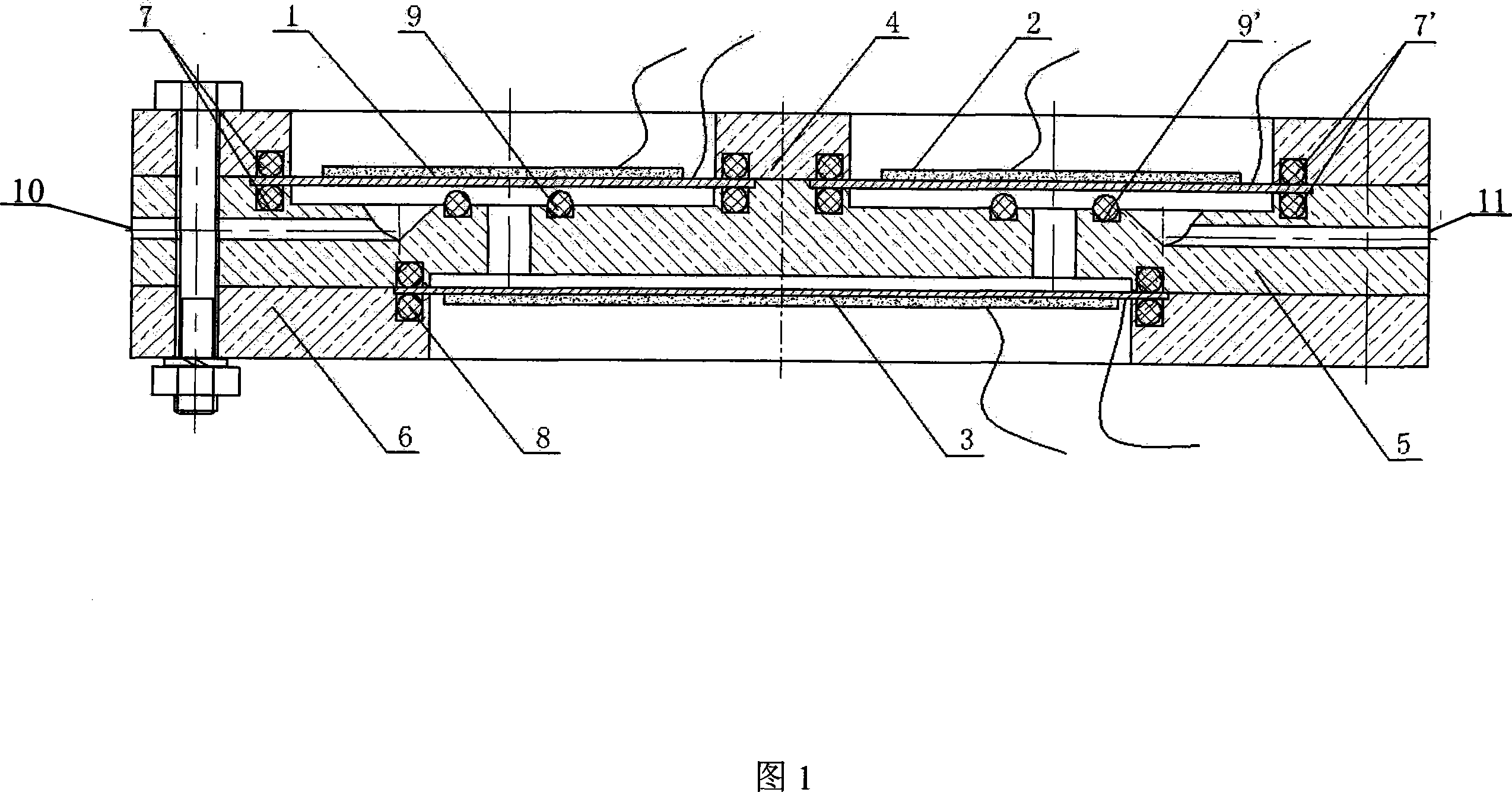 Piezoelectric oscillator active valve type piezoelectric pump