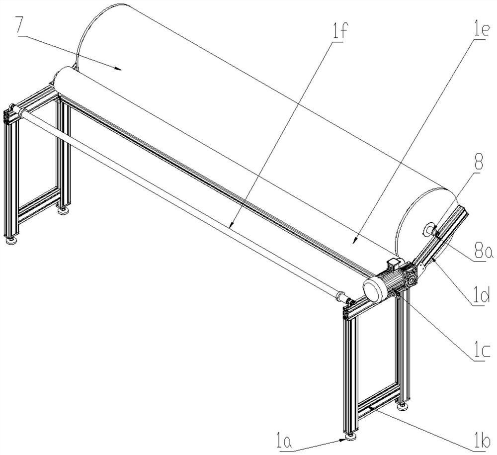 Intelligent cloth cutting and conveying device