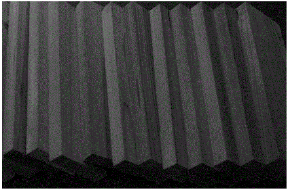 A method for preparing uniform heat-treated wood by stacking