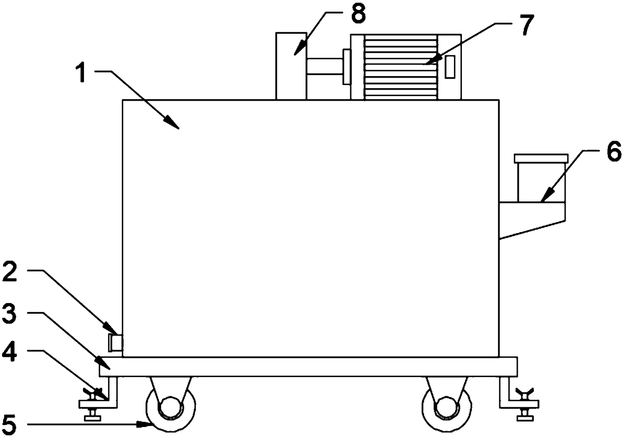 Skin breakage preventing hawthorn fruit cleaning device for agricultural production