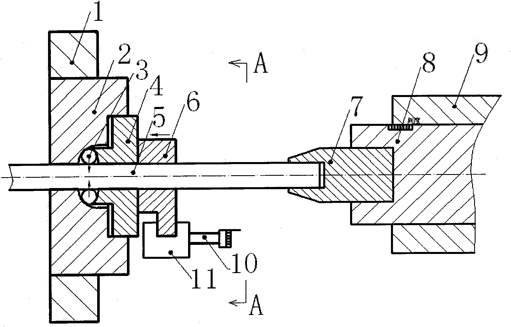 Spinning method of variable diameter pipe dieless floating rolling ball and fixture