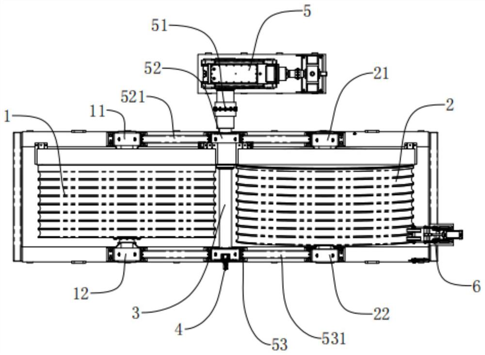 Heavy double-wheel traction device applied to steel wire rope twisting equipment