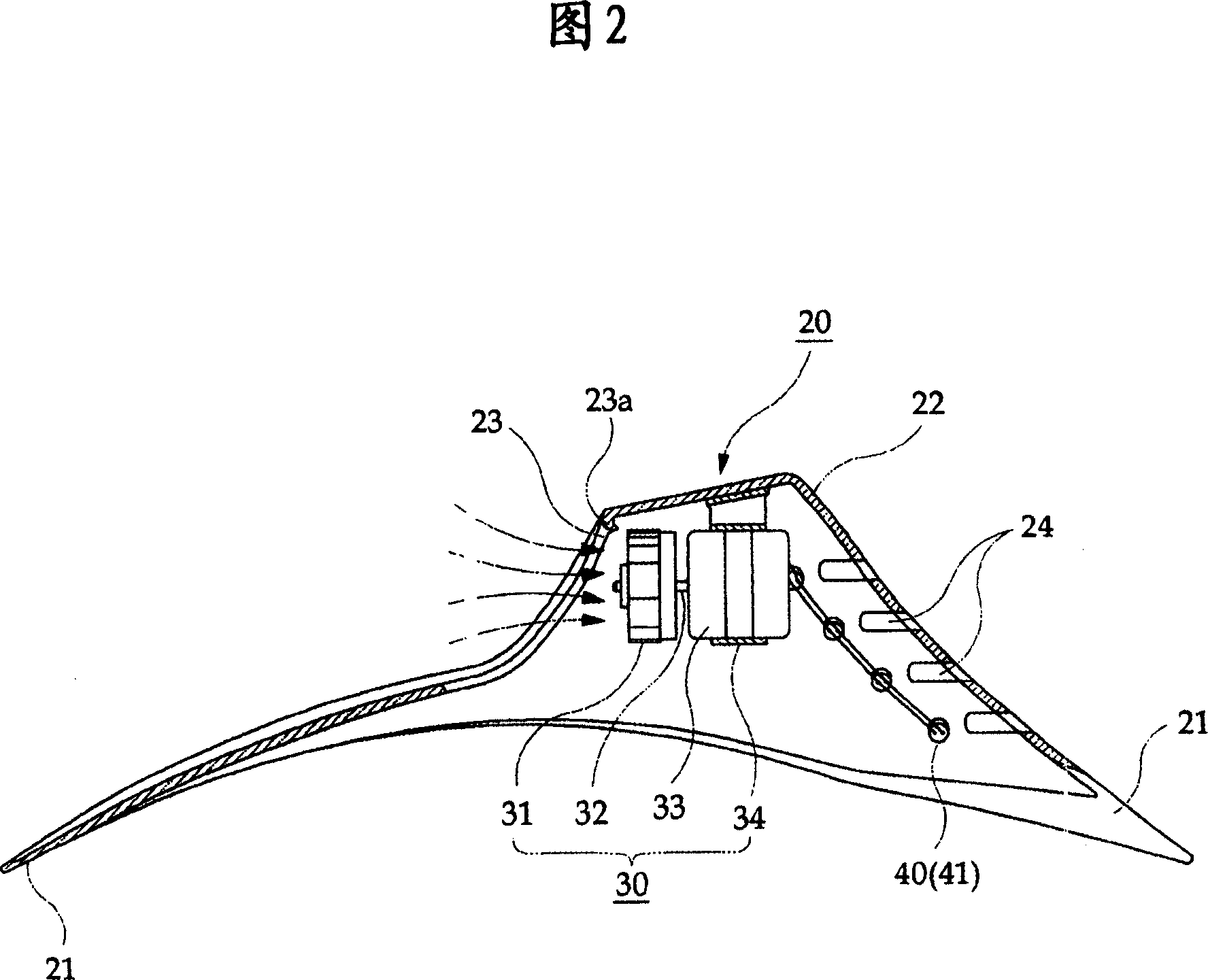 Self-generating type light emitting device for helmet