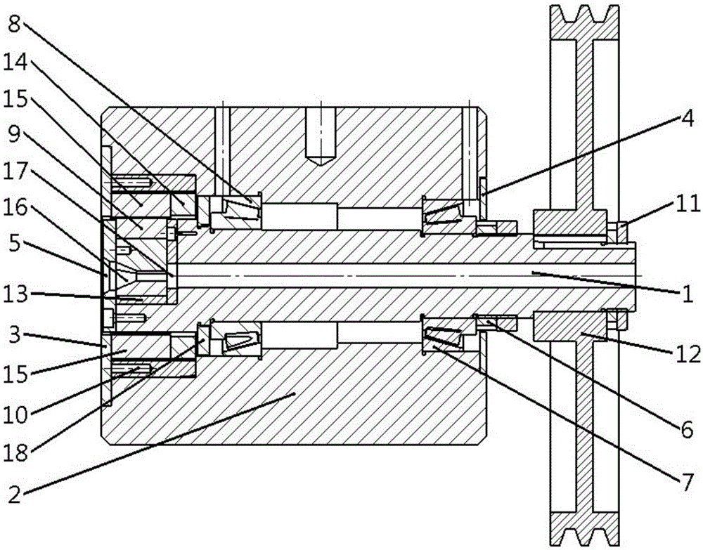 A rotary forging heat pipe shrinking die head