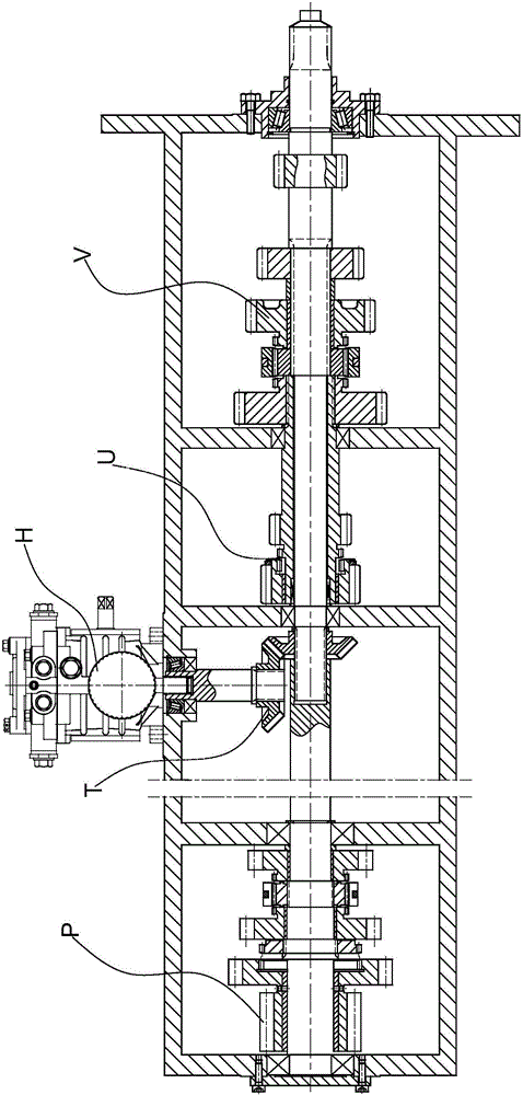 Caterpillar band equipment transmission suitable for remote control of gear shifting