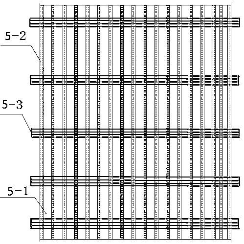 Coastal environment high pier hydraulic self-creeping formwork construction method