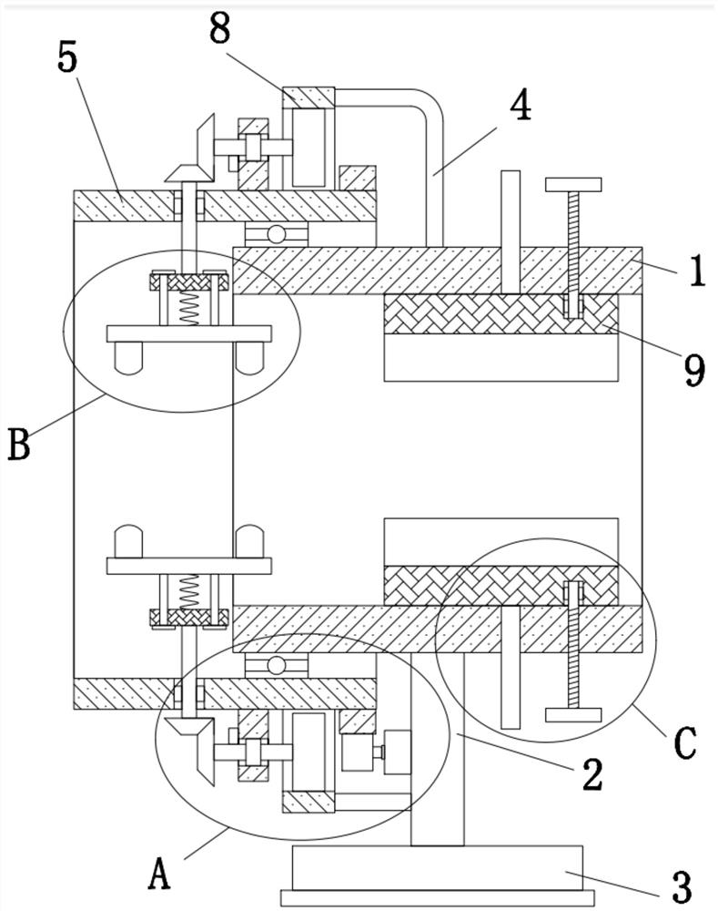 Nursing device for nursing critical patient and using method thereof