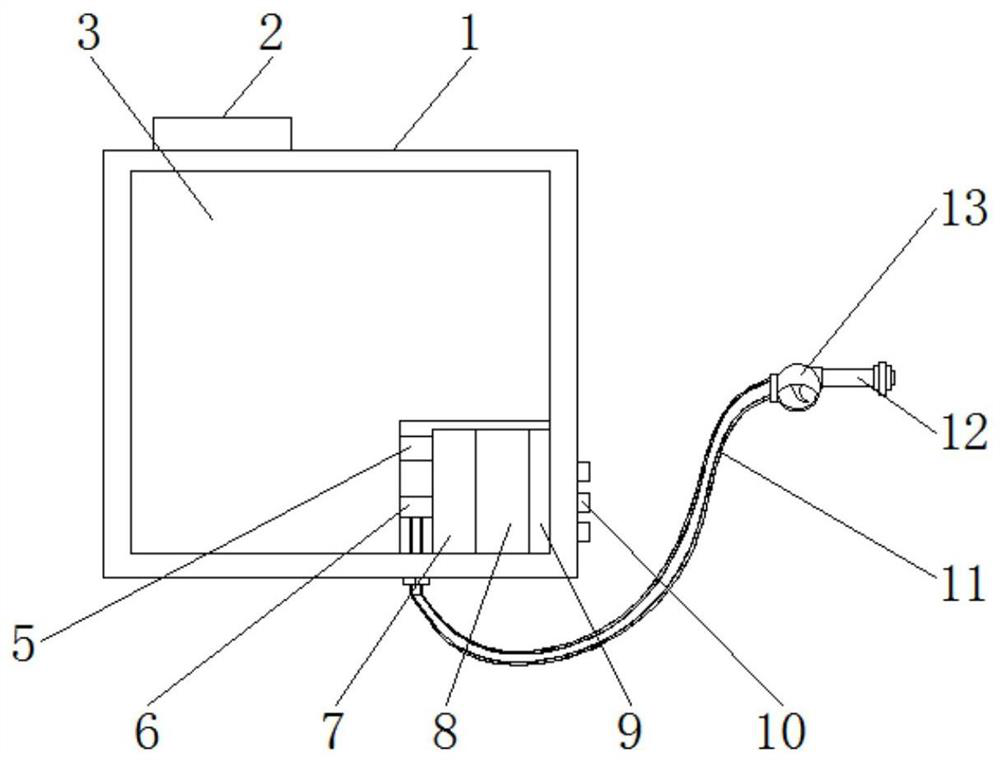 Pest control spraying device capable of adjusting spraying area