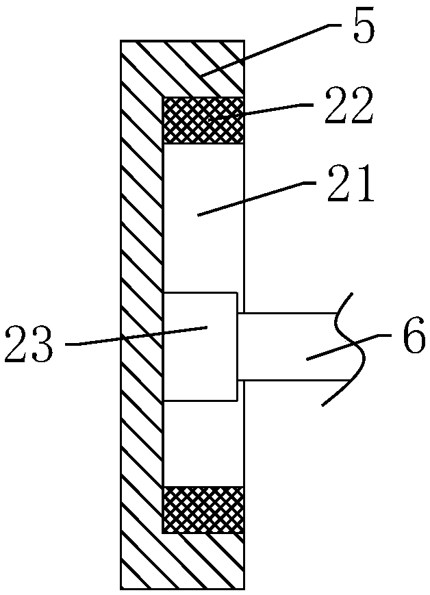 Lifting-type compactor for agricultural production