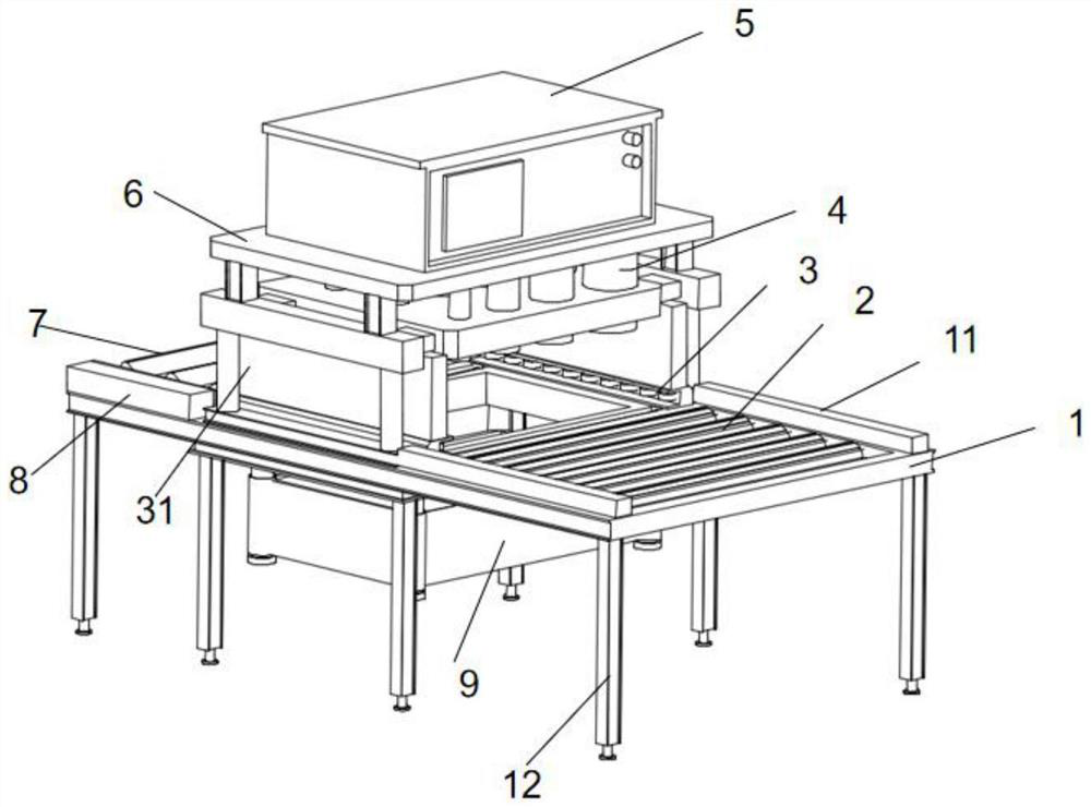 Multi-station punching conveyor for cartons