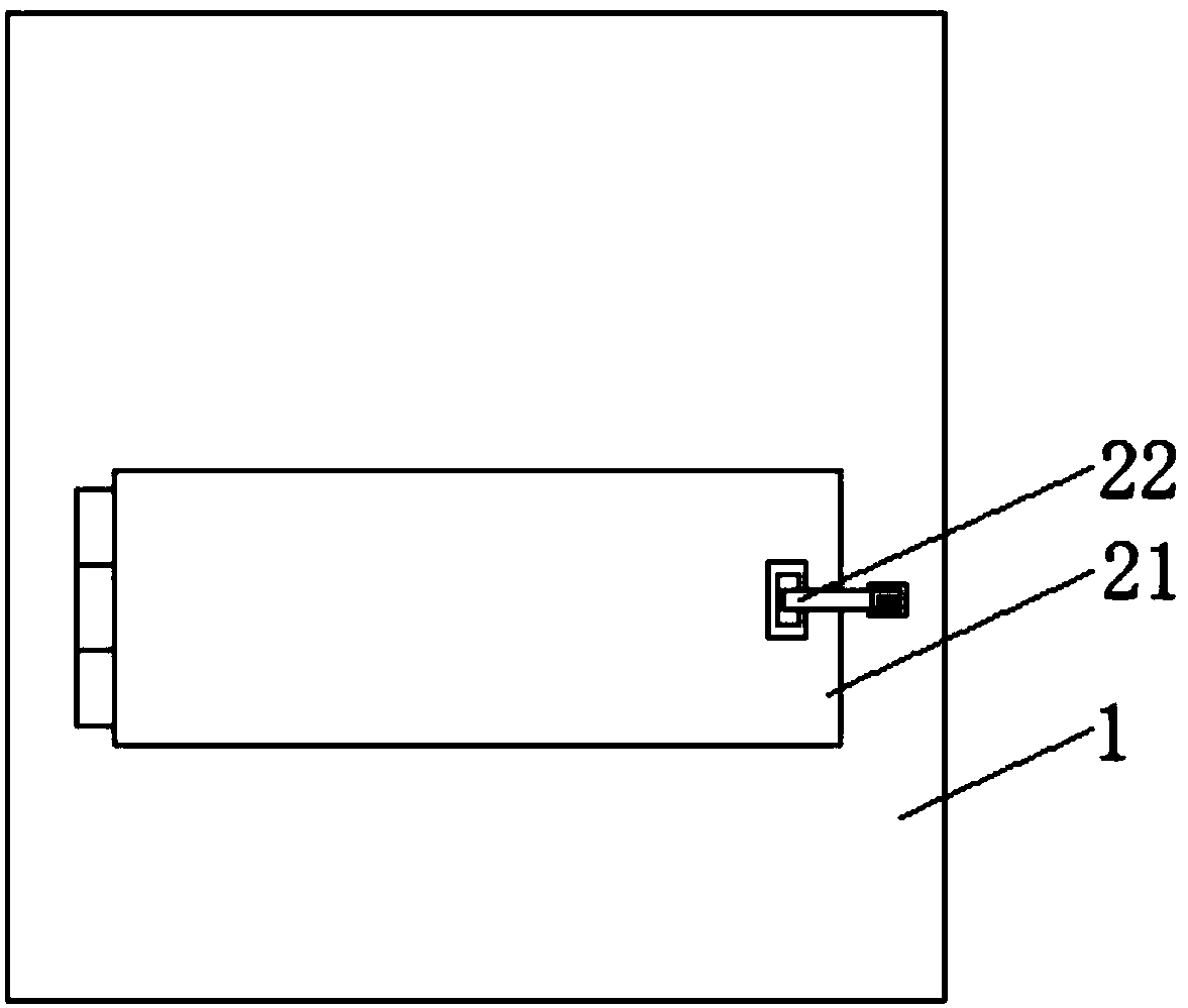 Drying device uniform in heating for garment processing