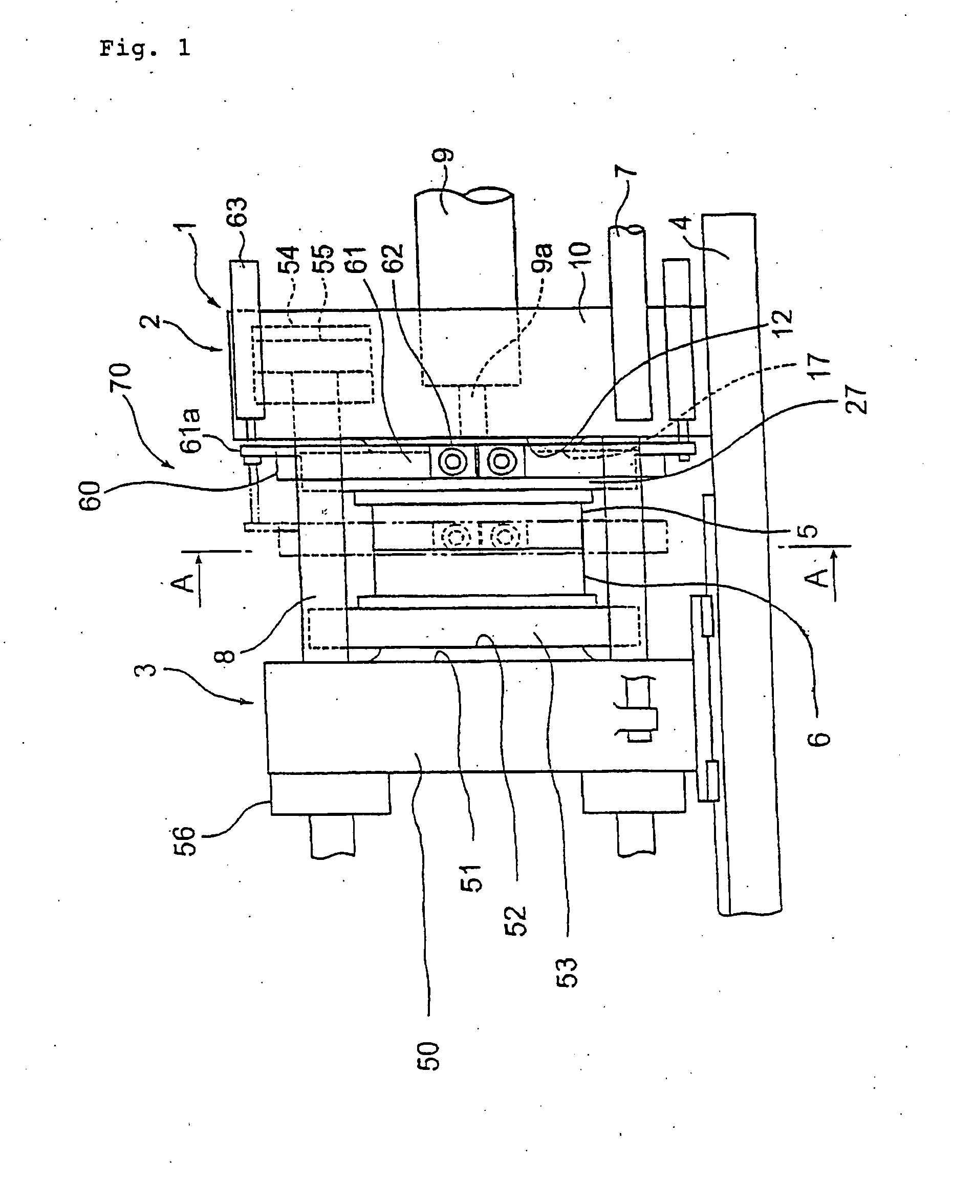 Mold Clamping Apparatus, Injection Molding Machine And Injection Molding Method