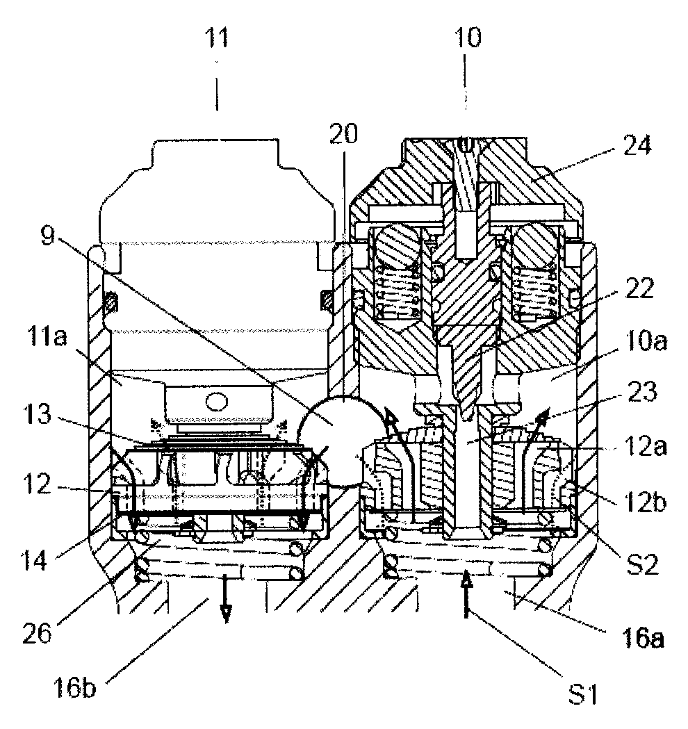 Shock absorber with hydraulic flow ducts