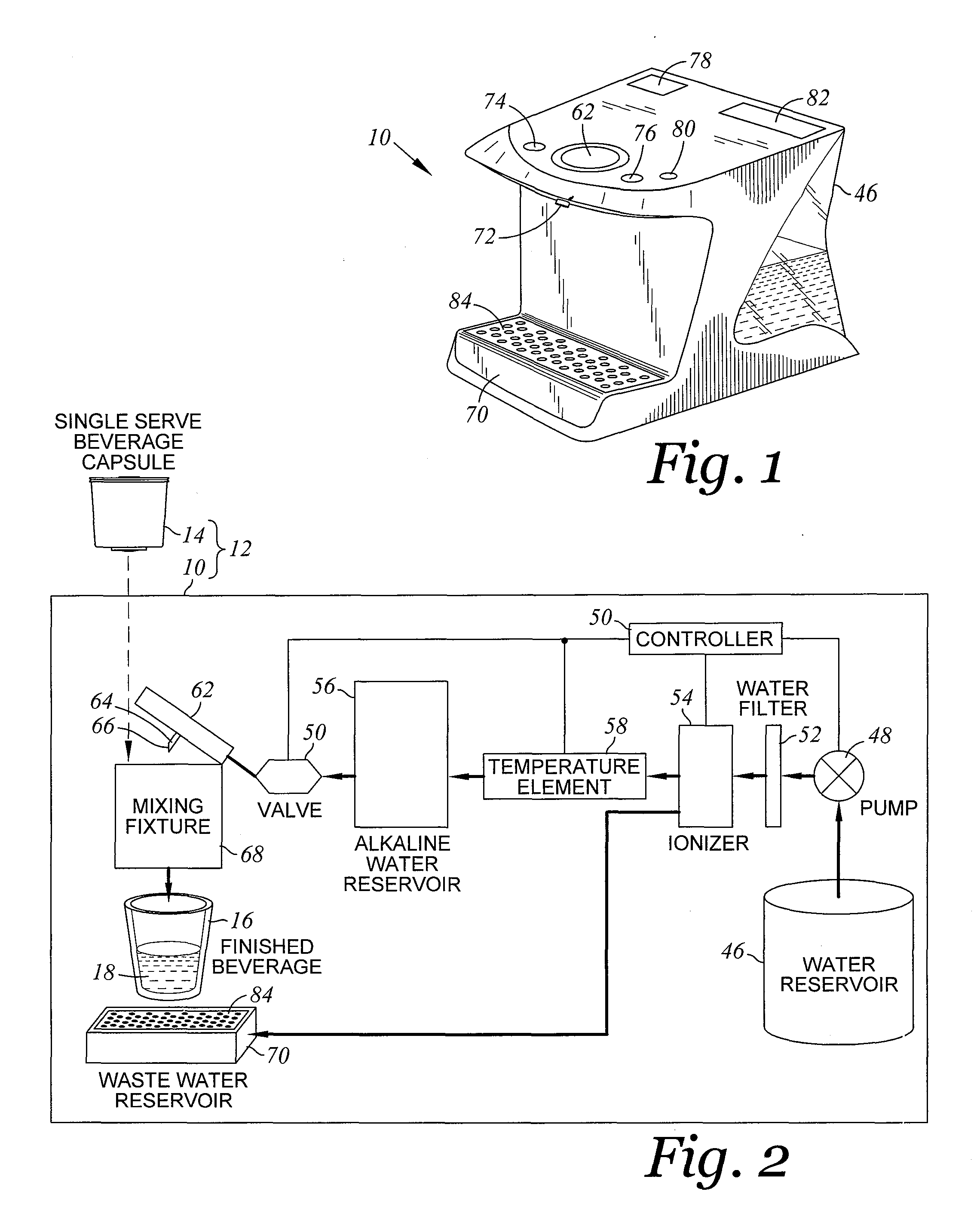 Single serve beverage dispensing system including an ionizer