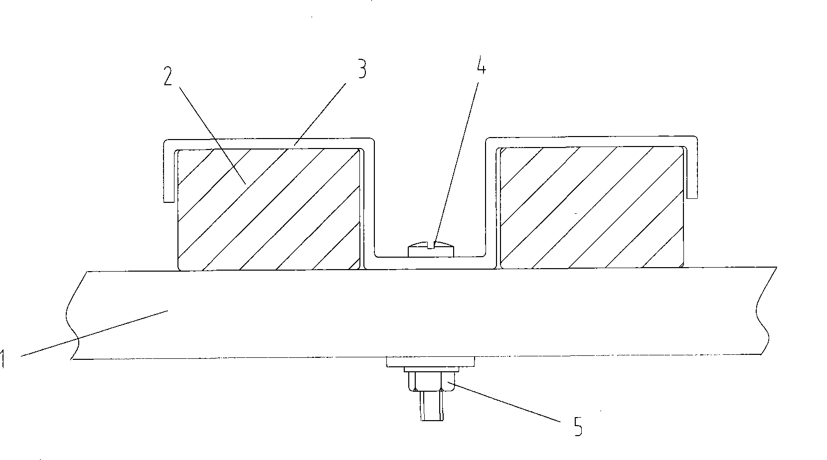 Connecting member and platform thereof