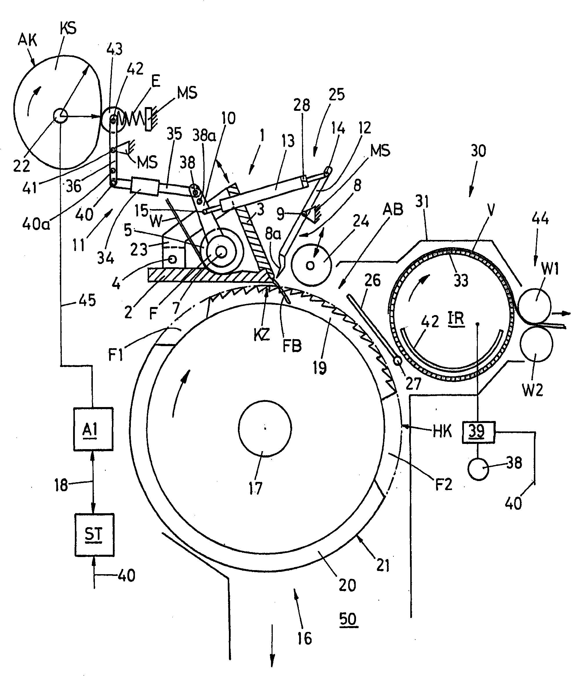 Device for making a combed fiber web