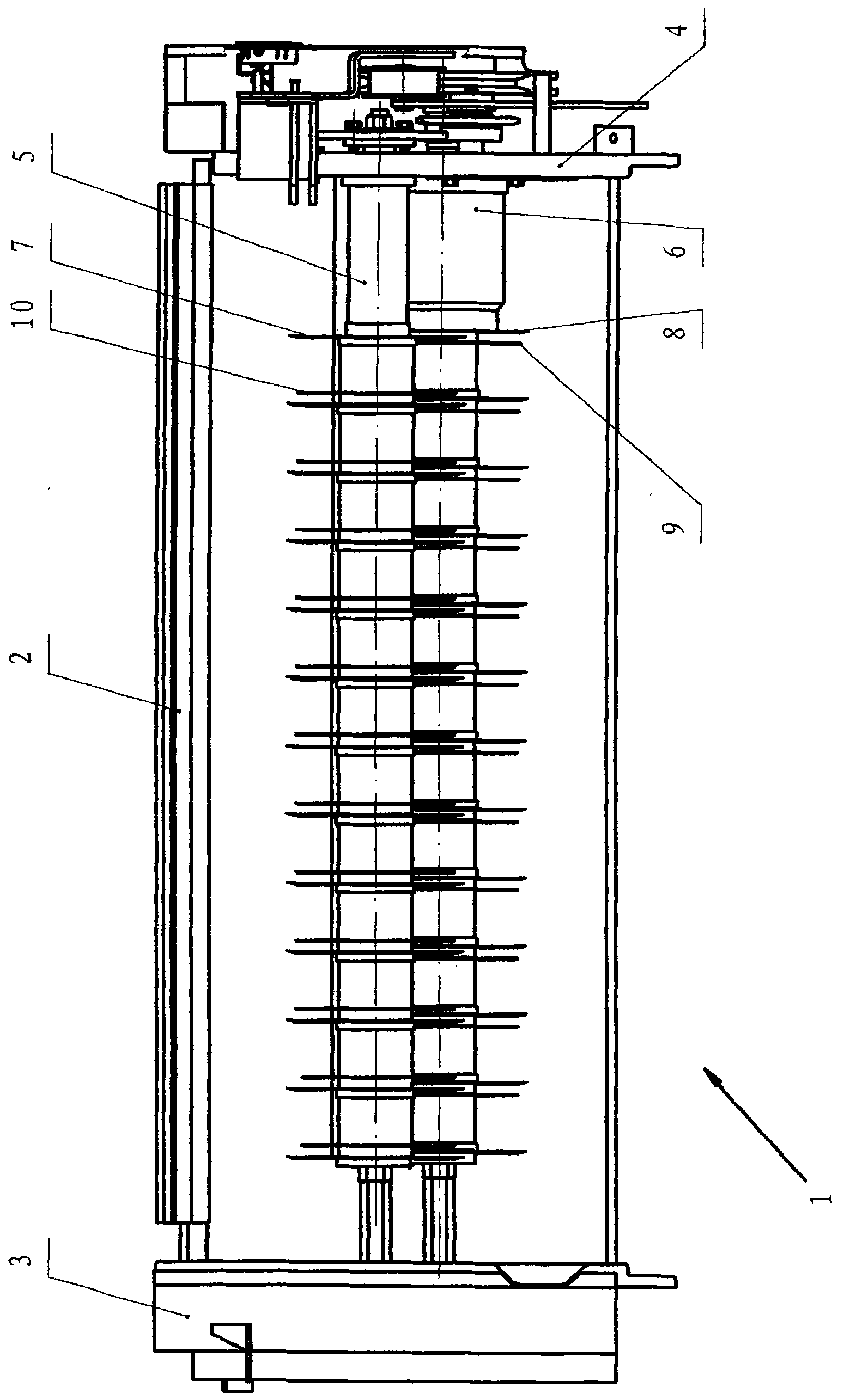 Stem cutting device for harvesting machine