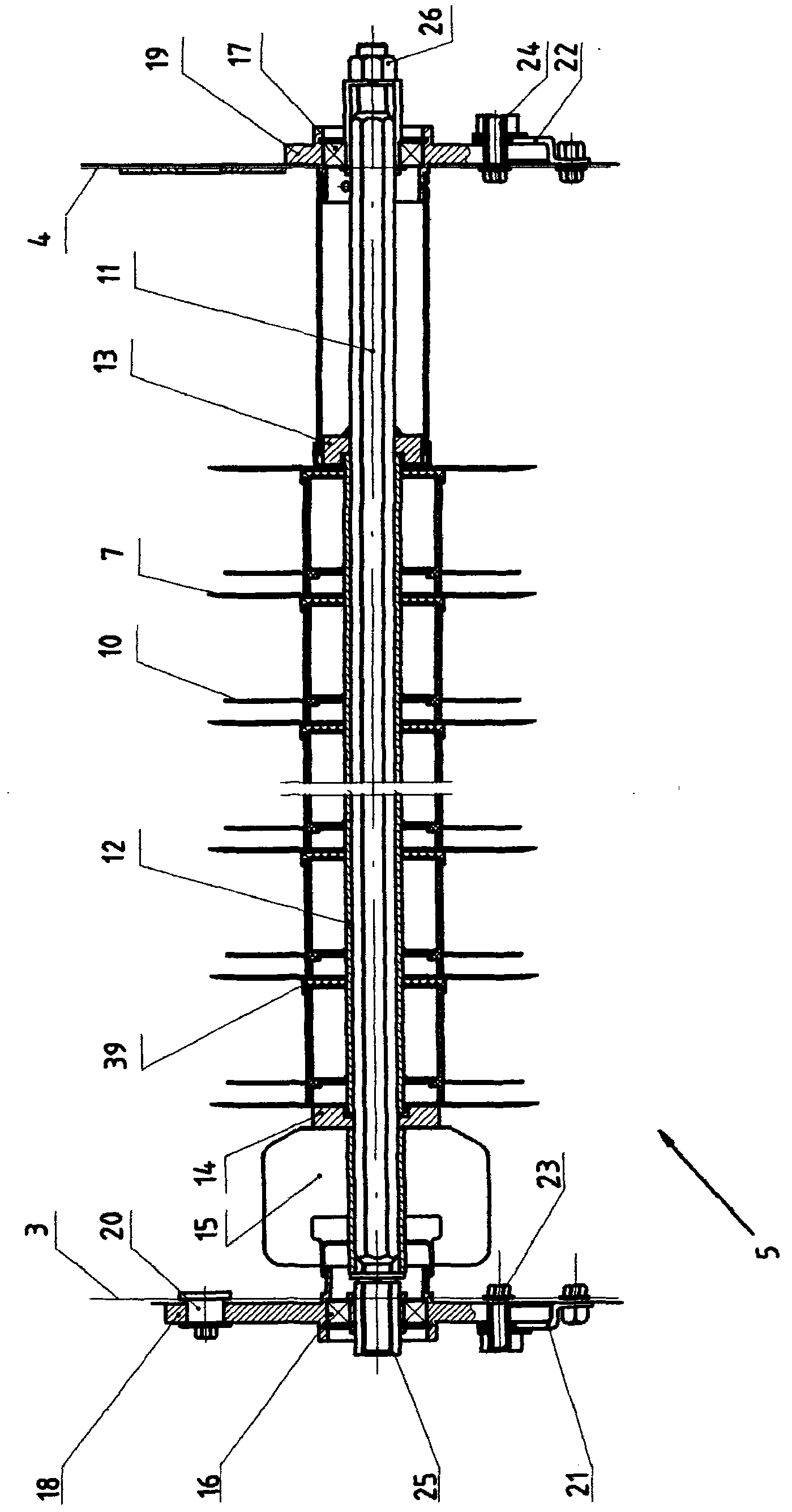 Stem cutting device for harvesting machine