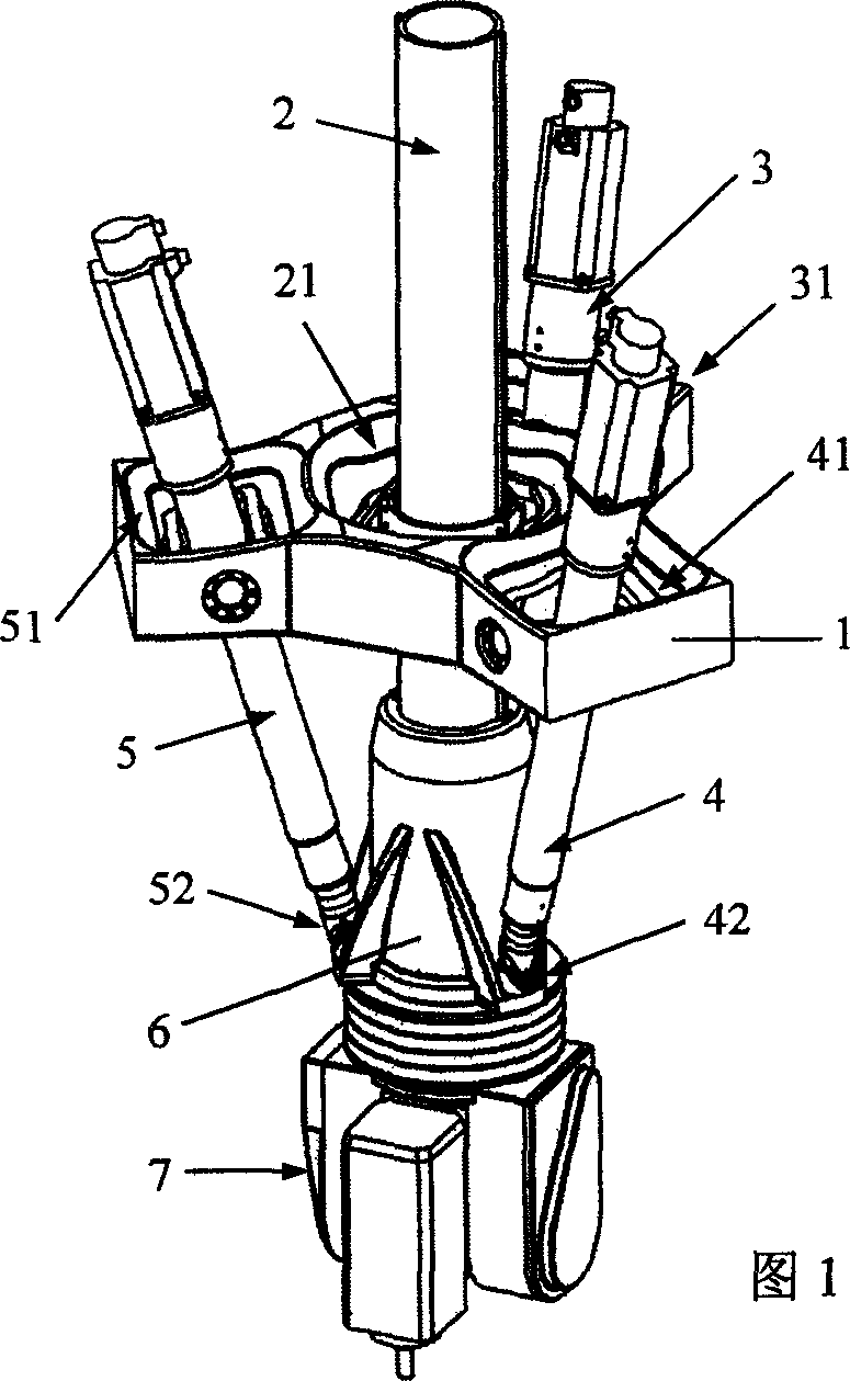 Multi-coordinate serioparallel robot with redundant freedom