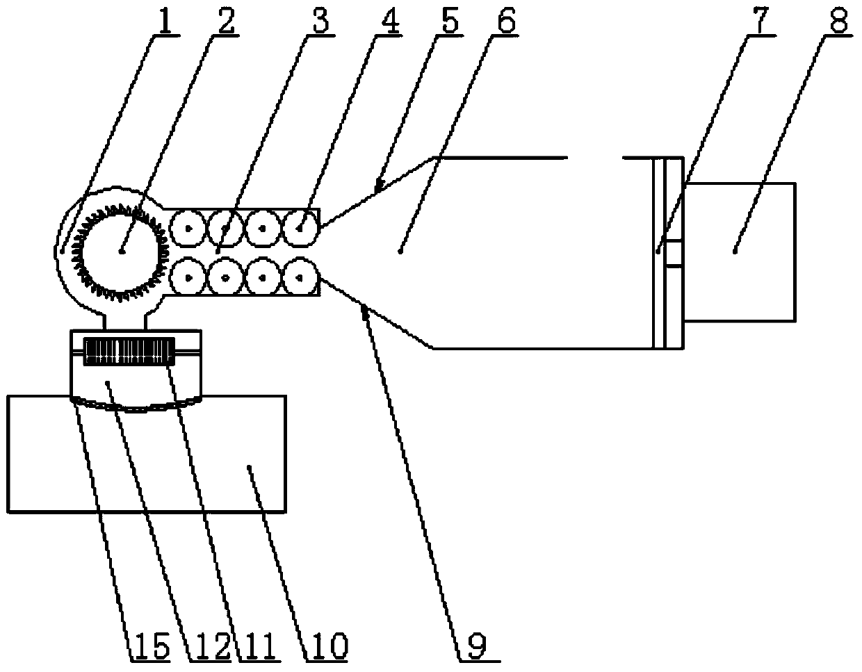 Waste plastic crushing device